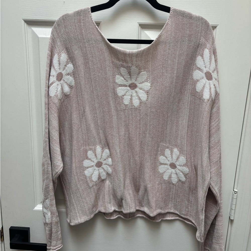 ARULA Pink Daisy Knit Sweater